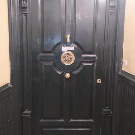 Pension Manoli Bilbao Bagian luar foto