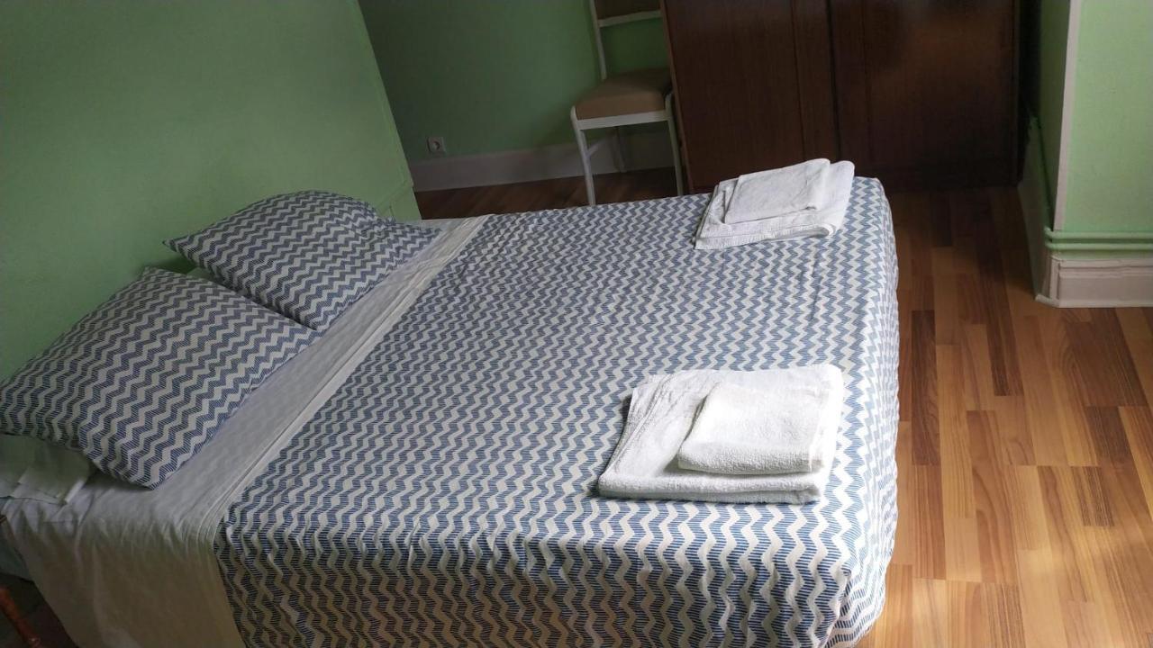 Pension Manoli Bilbao Bagian luar foto