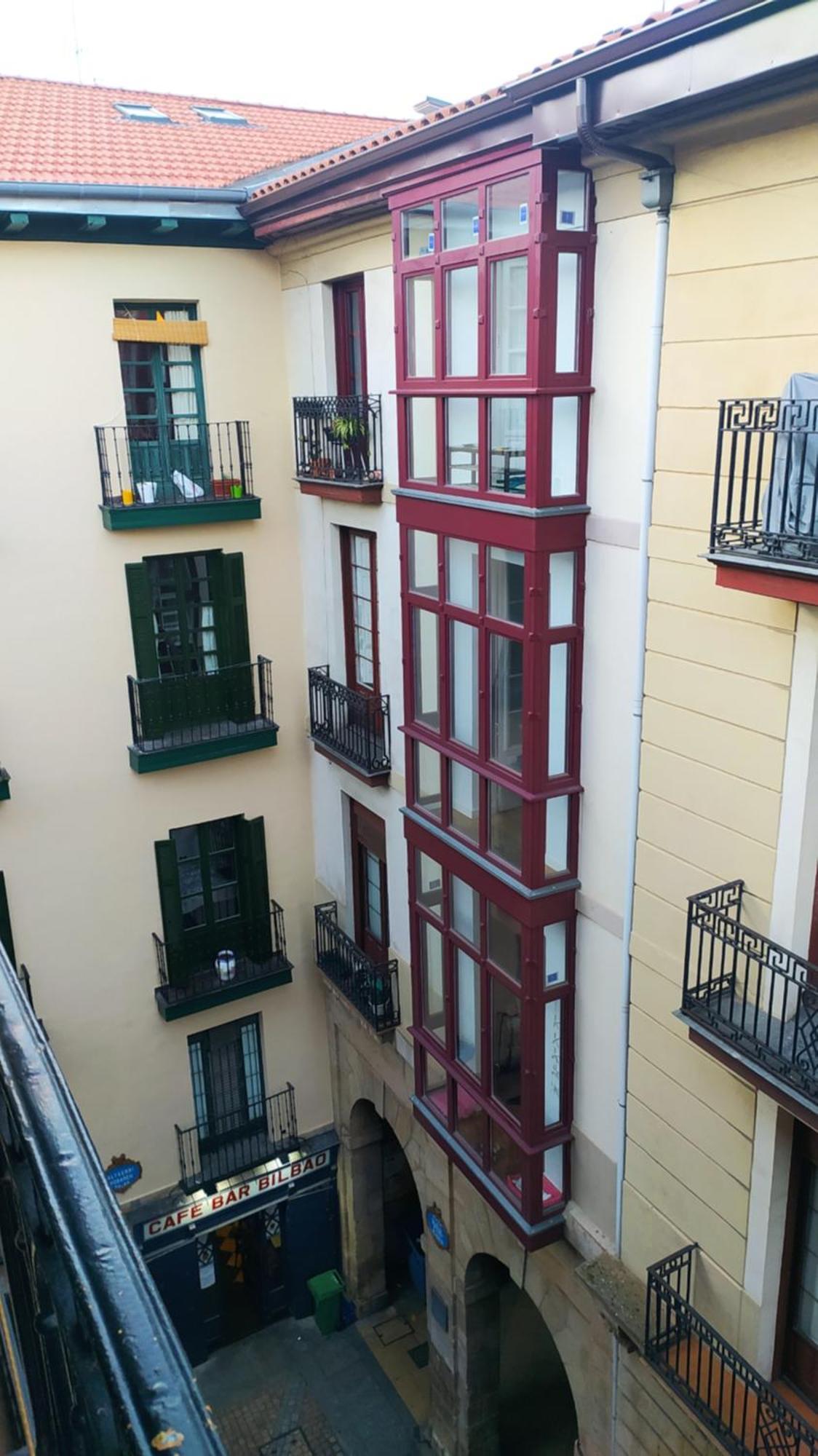 Pension Manoli Bilbao Bagian luar foto